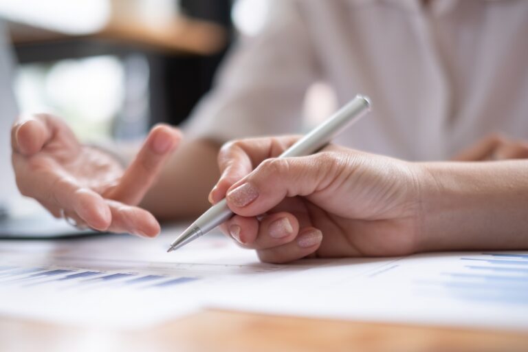 How Bankruptcy Affects Co-Signers and Joint Accounts